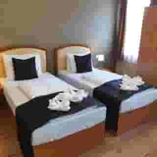 Six Inn Hotel, 4 of 5