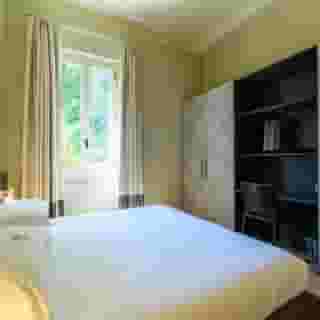 Villa Paradiso, 4 of 5