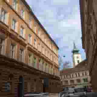 Kalvin House, 4 of 5