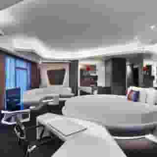 V hotel Curio Collection by Hilton, 5 of 5