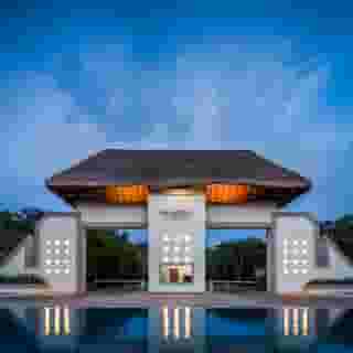 Bluebay Grand Esmeralda, 2 of 5