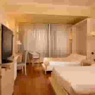 Best Western Globus, 4 of 5