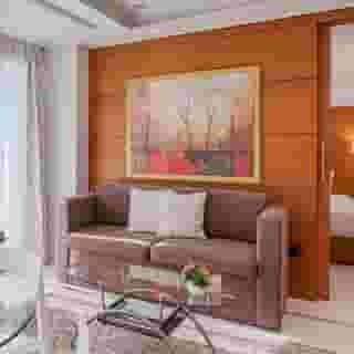 Bellevue Suites, 5 of 5