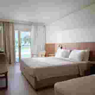 Malia Bay Beach Hotel and Bungalows, 4 of 5