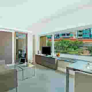 Harbour Plaza 8 Degrees, 4 of 5