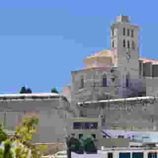 Hotel Ryans La Marina, 2 of 5