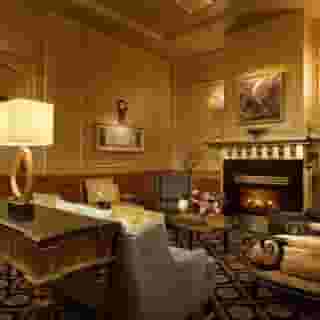 Executive Le Soleil, 1 of 5