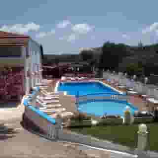 Leftis Romantica, 1 of 5