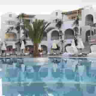 Aegean Plaza, 3 of 5