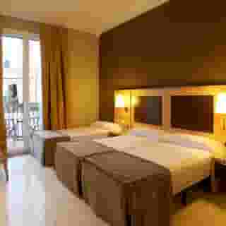 Nouvel Hotel, 3 of 5