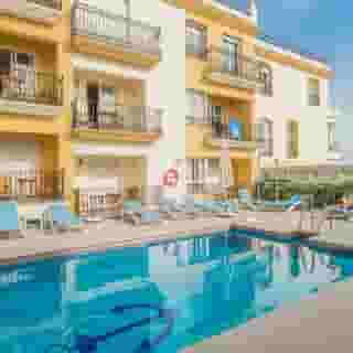 Toboso Apartments, 2 of 5
