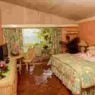 Coco Reef Resort and Spa, 3 of 5