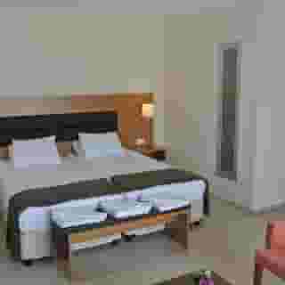 Begonville Hotel, 3 of 5