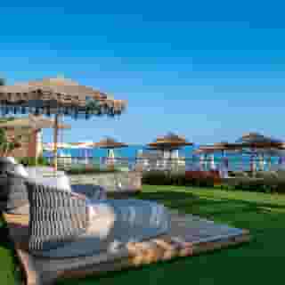 High Beach White - Adults Only, 3 of 5