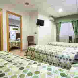 Manolo Hotel, 3 of 5