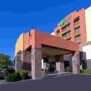Holiday Inn Express & Suites Tempe, 2 of 5