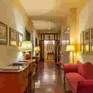 Hotel Bonifacio, 2 of 5