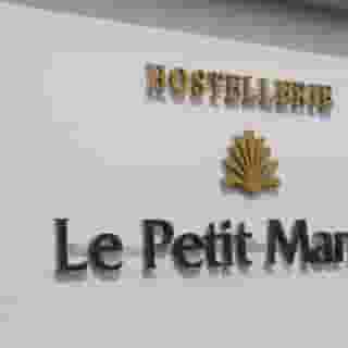Le Petit Manoir, 2 of 5