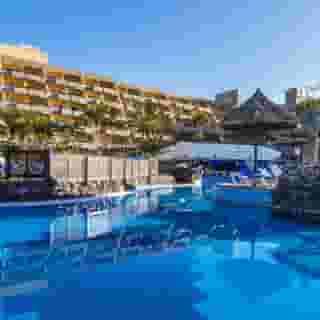 BlueBay Beach Club, 1 of 5