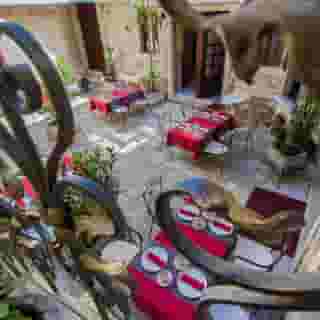 Palace Derossi, 4 of 5