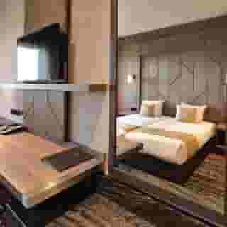 Xo Hotels Couture, 4 of 5