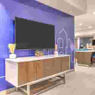 Holiday Inn Express & Suites Austin Airport East, 2 of 5