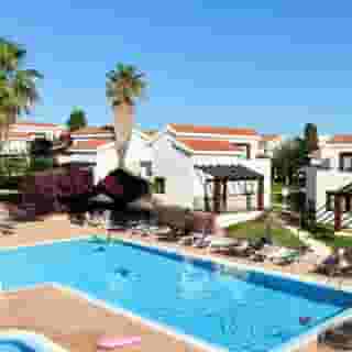 Nuramar Apartments, 4 of 5