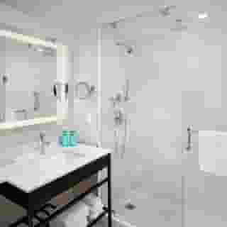 Novotel Toronto Centre, 4 of 5