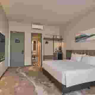 Sleeping Lion Suites, 4 of 5