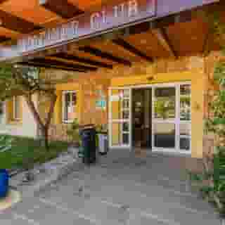 Mariner Club, 4 of 5