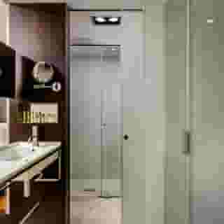 Ikonik Angli, 5 of 5