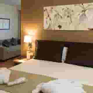 Catalonia Albeniz, 3 of 5