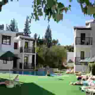 Mandarin Garden Apartments, 4 of 5