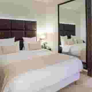 Business Hotel, 3 of 5