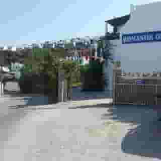 Romantik Apart, 2 of 2