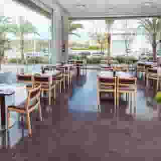 Port Elche, 4 of 5