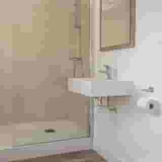 Kyriad Direct Toulon Ouest - La Seyne sur Mer, 3 of 5