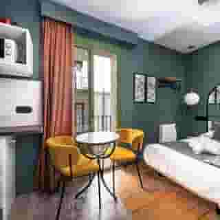 AinB Born Damas Apartment, 5 of 5