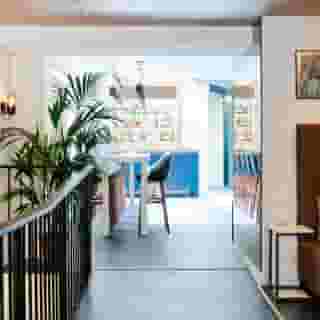 Amastan Paris, 2 of 5