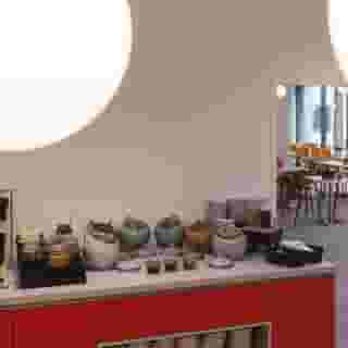 Holiday Inn - the niu, Form Stuttgart Feuerbach, 2 of 5