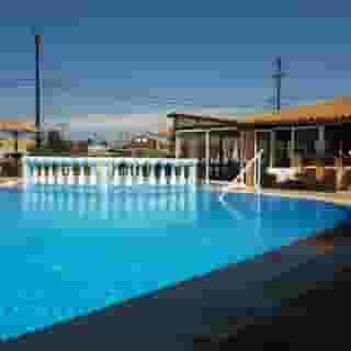 Alexis Pool Apartments, 3 of 5