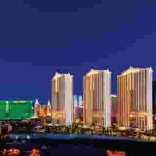 The Signature at MGM Grand Hotel, 1 of 5