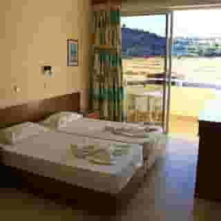 Sunshine Hotel, 2 of 5