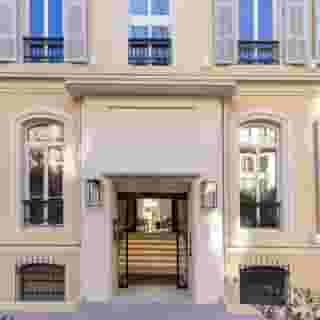 Apollinaire Nice, 3 of 5