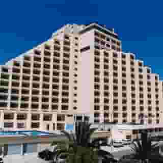 Yellow Monte Gordo Beach Hotel, 2 of 5