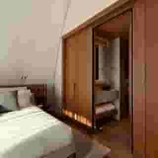 91 Athens Riviera, 5 of 5