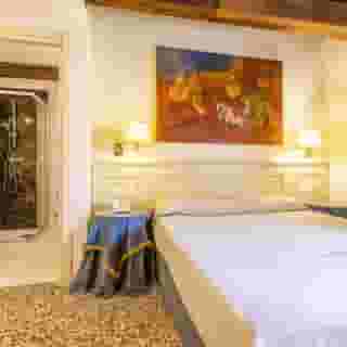 Bella Venezia, 2 of 5