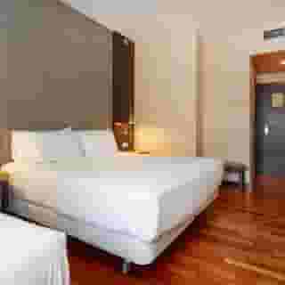 NH Barcelona Eixample, 2 of 5