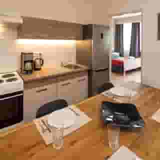 Apple Apartments, 4 of 5