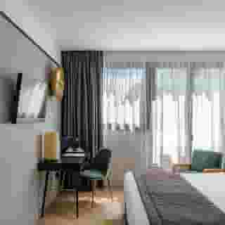 Maison Des Ambassadeurs, 3 of 5